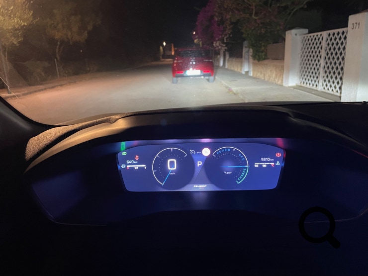 NP-NEARLYPERFECT-PEUGEOT-208HYBRID-TESTING-NPPROFILUPE