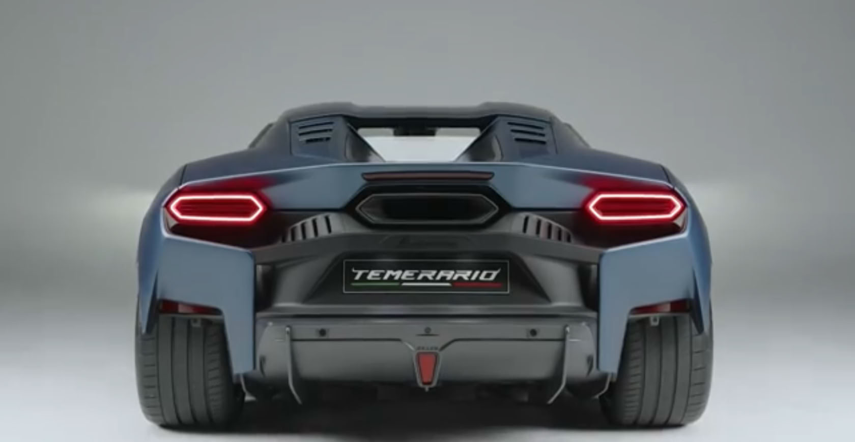NP_NEWS_NEARLY_PERFECT_NEWS_LAMBORGHINI-TEMERARIO-MONTEREYCARWEEK