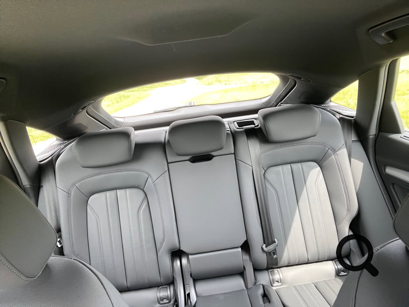 NP TESTING AUDI Q5 SPORTBACK NEARLY PERFECT RÜCKSITZE