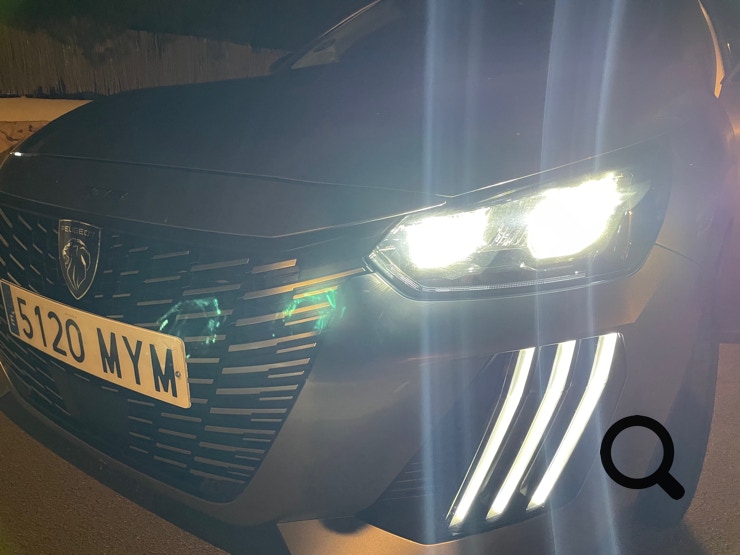 NP-NEARLYPERFECT-PEUGEOT-208HYBRID-TESTING-NPPROFILUPE