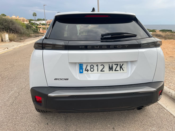 NP PEUGEOT 2008 NP PROFI LUPE NEARLY PERFECT