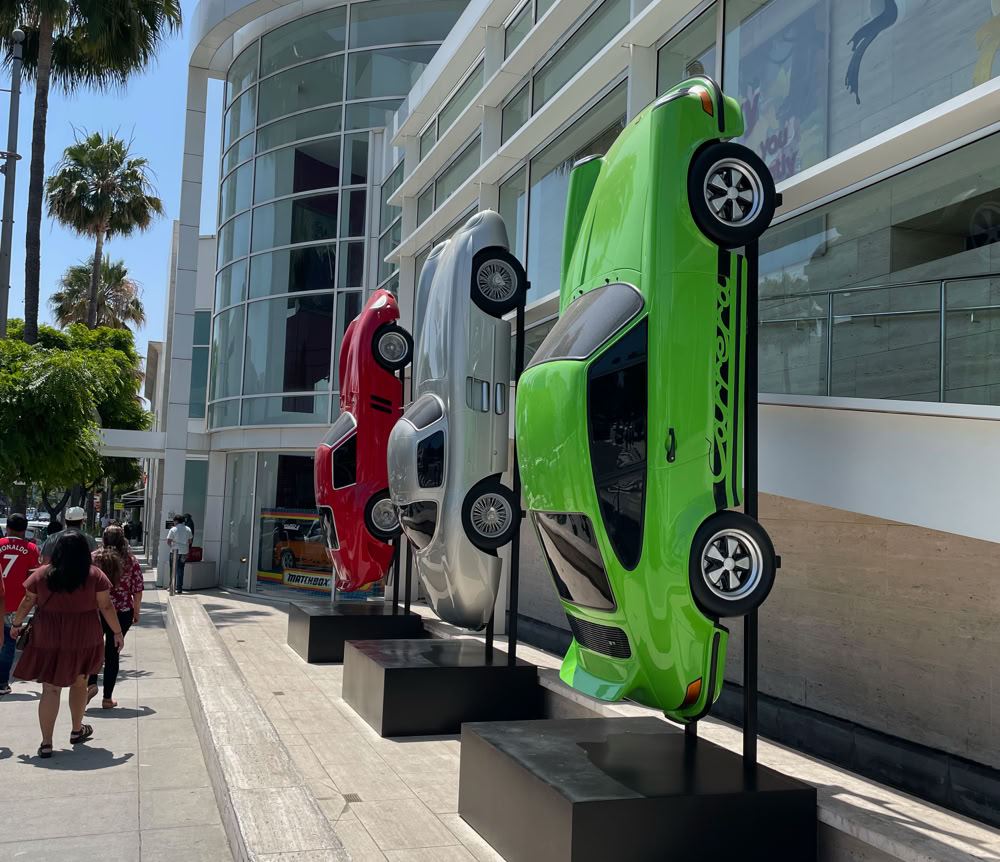 FERRARI PORSCHE MERCEDES  BEVERLY HILLS NP NEARLY PERFECT