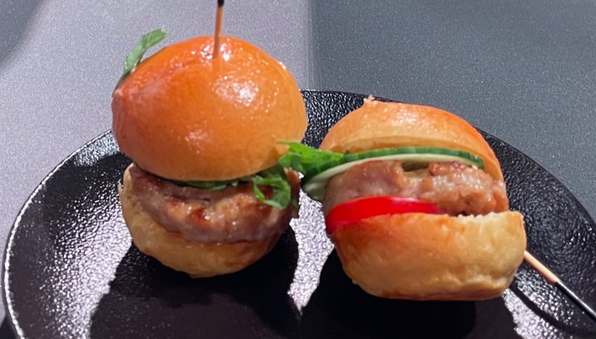 OLIVERBLUME-IAAMOBILITY-VW-MARKENVORSTAND-NP-NPNEWS-NPNEARLYPERFECT