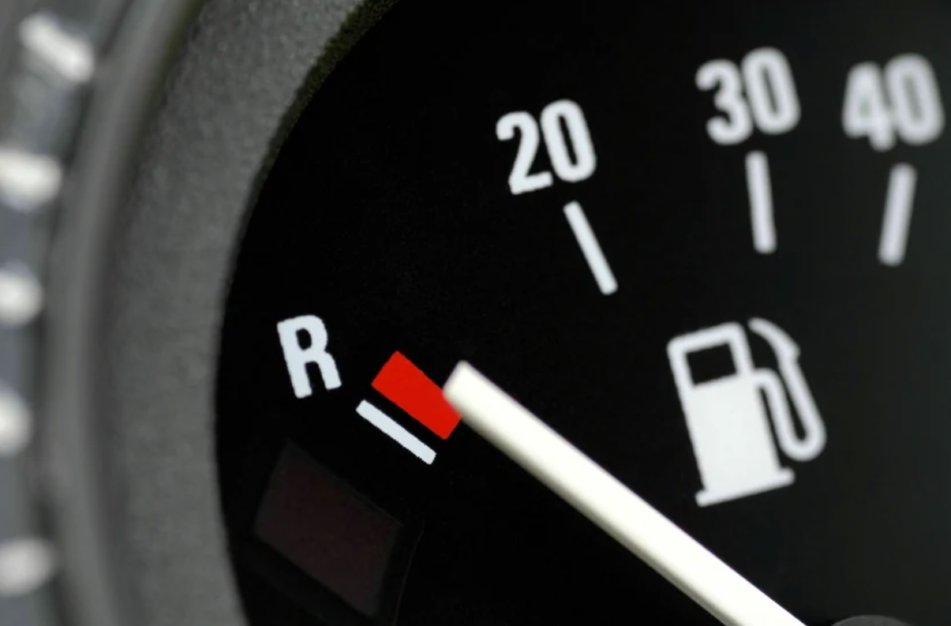 NP-NEARLY-PERFECT-NEARLYPERFECT-AUDI_A2_E-TRON-ELEKTRO-RETRO